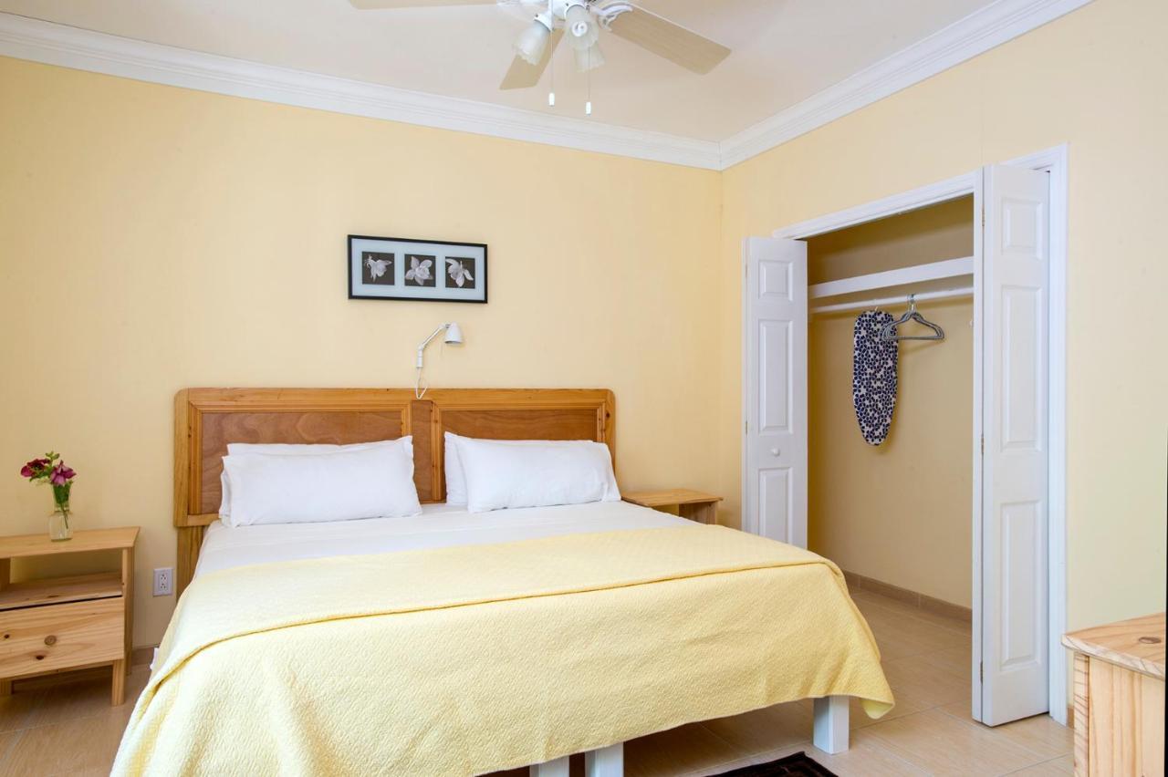 Sir Charles Guest House Palmetto Point Dış mekan fotoğraf